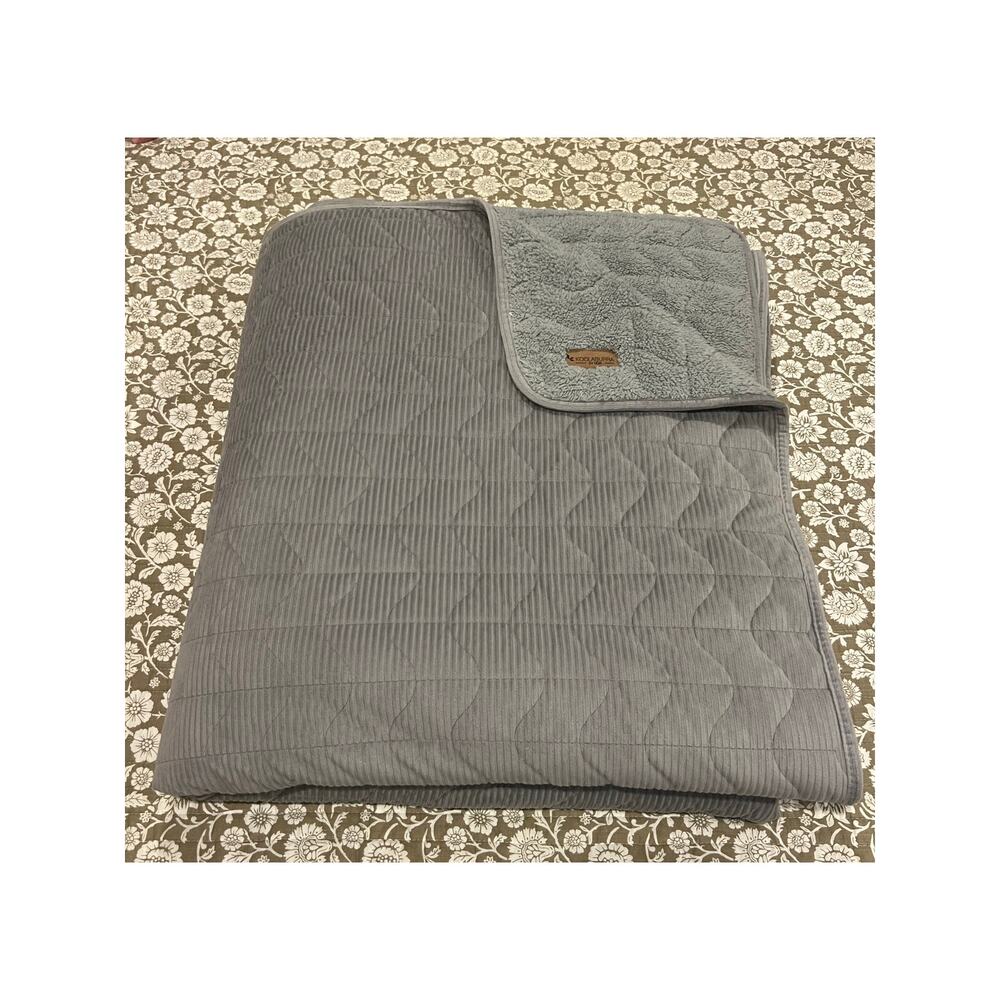 Koolaburra By‎ UGG Crystelle Gaux Fur Blanket In Gray 90x106 King Size